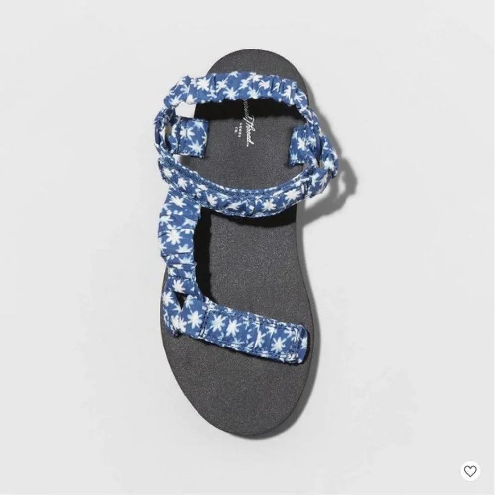 Women's Floris Platform Sport‎ Sandals - Universal Thread™ Blue